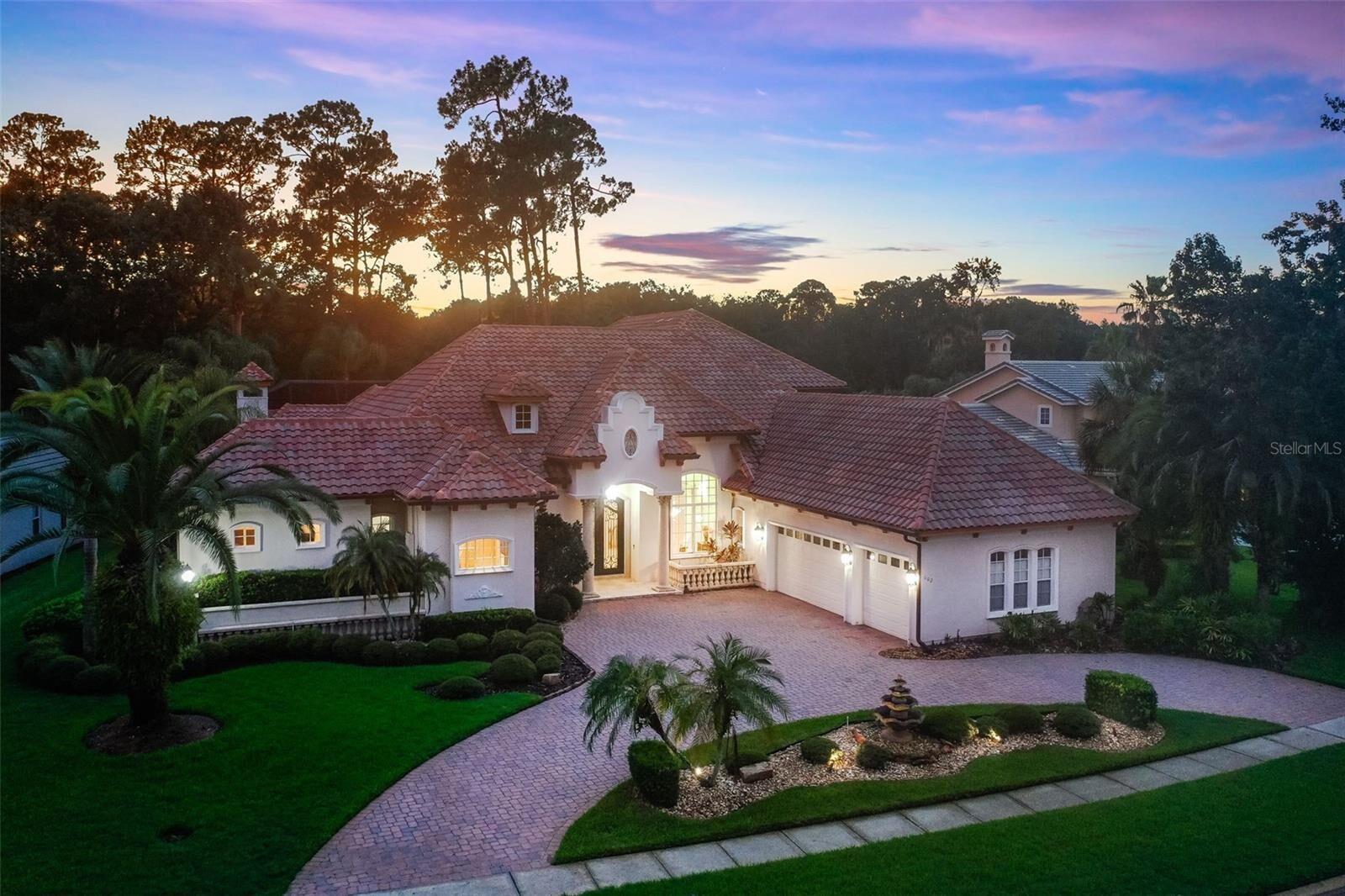 Property Photo: 662 Shadowmoss Circle FL 32746