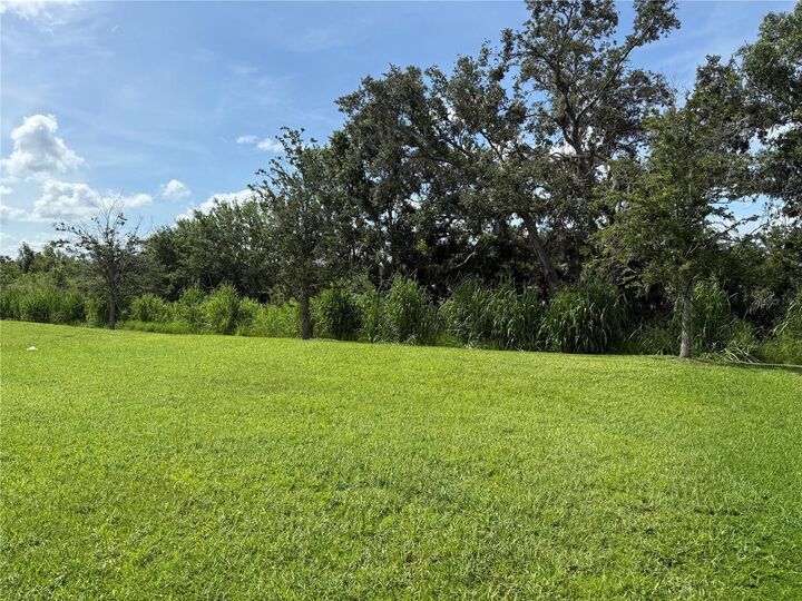 Property Photo: 3555 74th Avenue Circle E FL 34243
