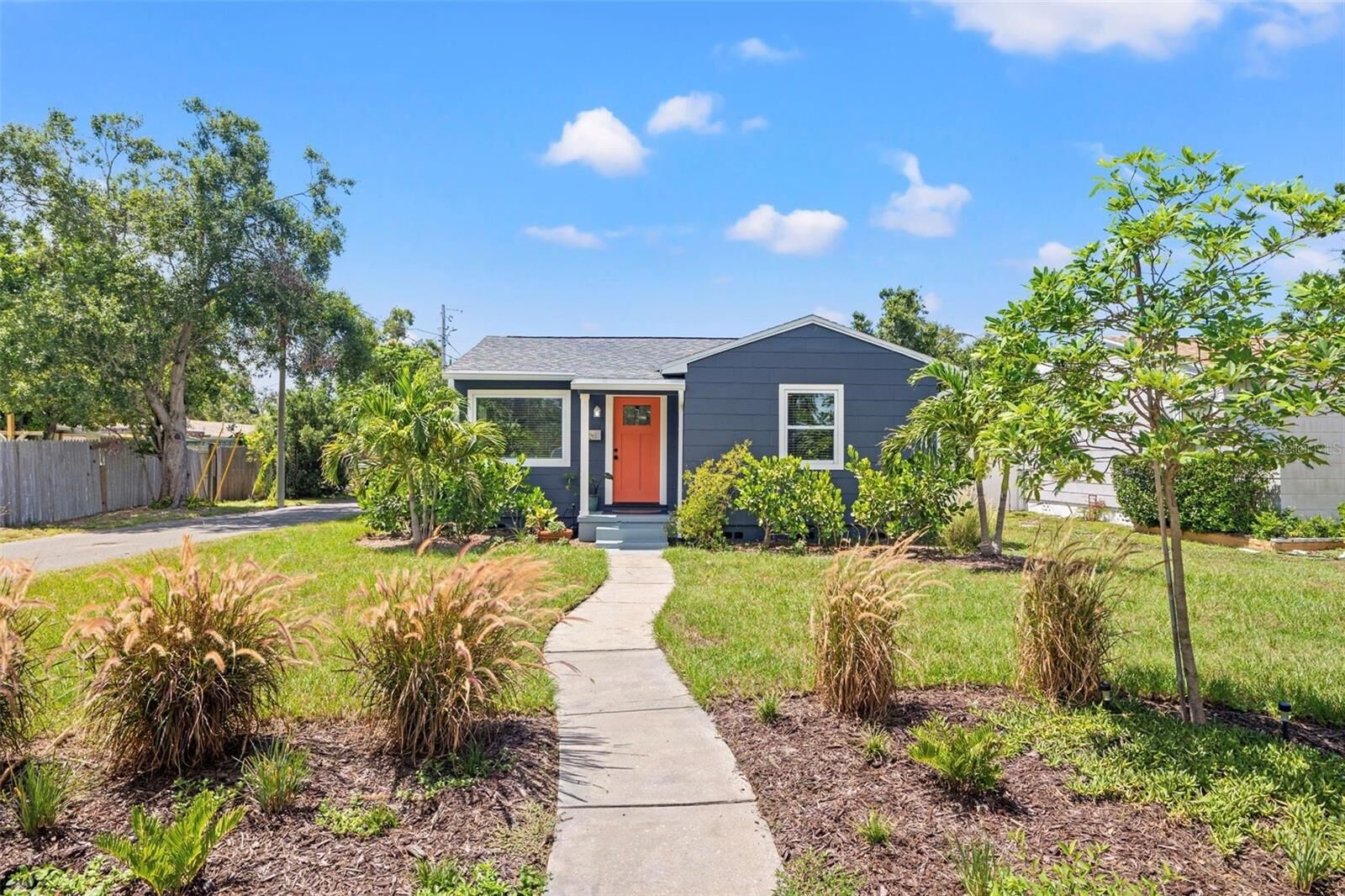 Property Photo: 420 61st Avenue S FL 33705
