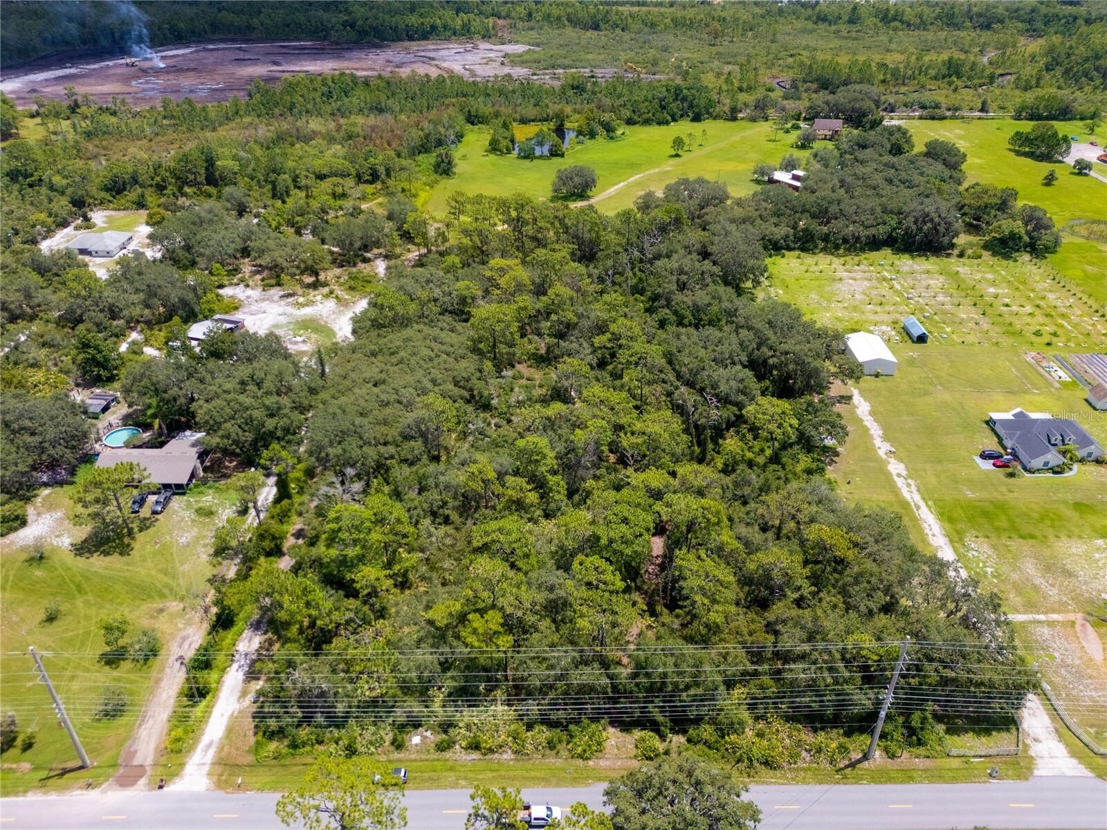 Property Photo: 2521 Absher Road FL 34771