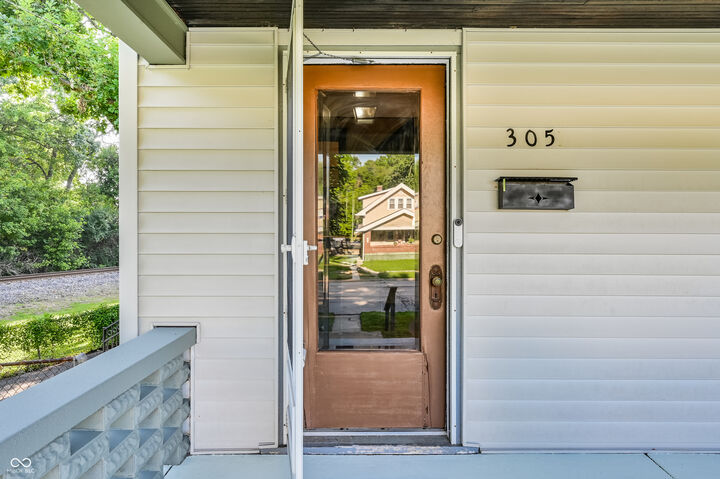 Property Photo:  305 S Emerson Avenue  IN 46219 