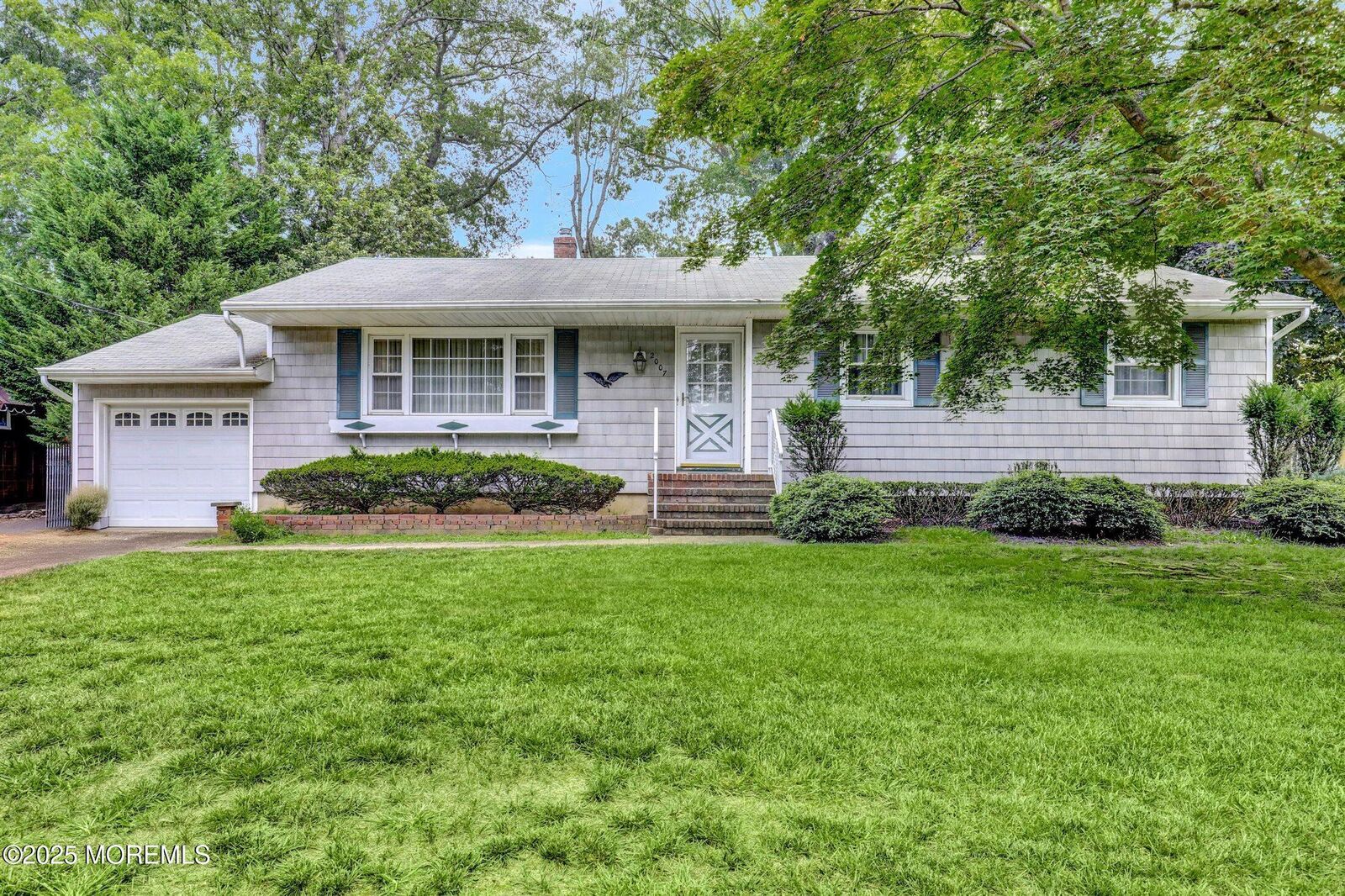 Property Photo:  2007 Vernon Street  NJ 07755 