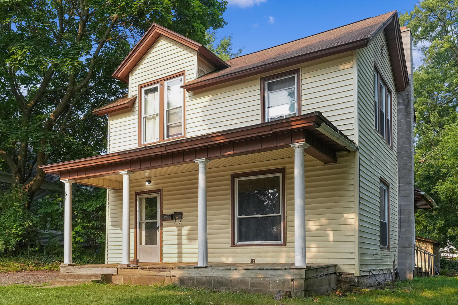 Property Photo: 409 Marion Avenue MI 49307