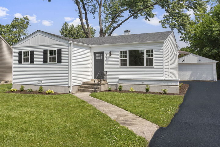 630 E Le Moyne Avenue  Lombard IL 60148 photo
