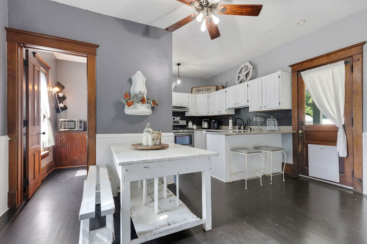 Property Photo: 12016 Main Street IL 60142
