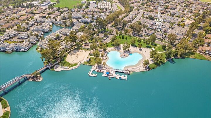 Property Photo: 19 Spinnaker CA 92614