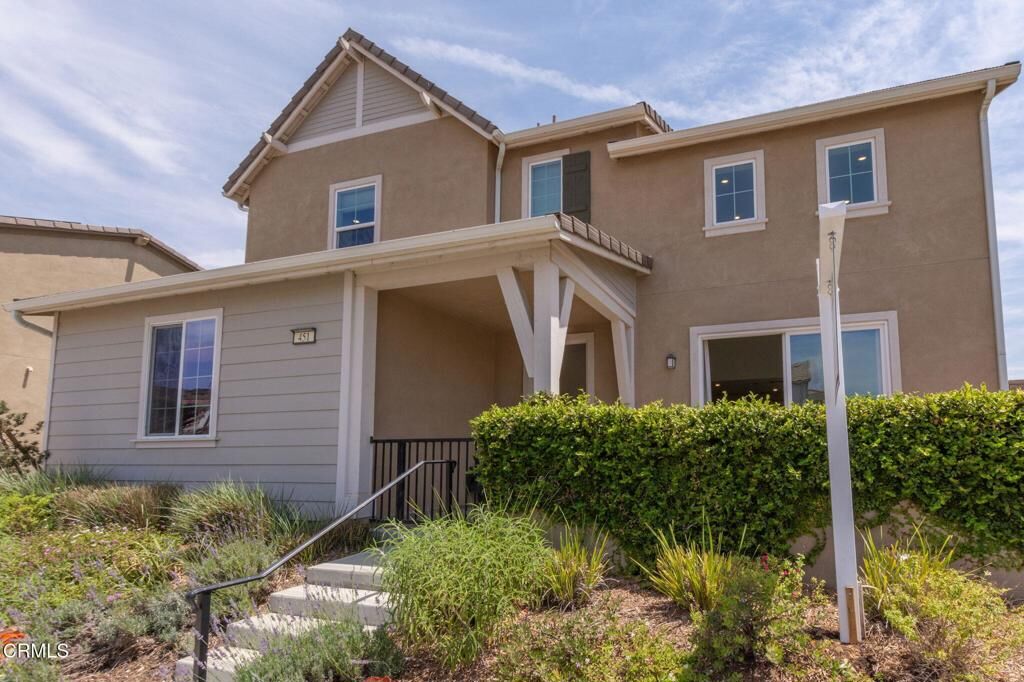 Property Photo: 451 Olinda Way CA 93060