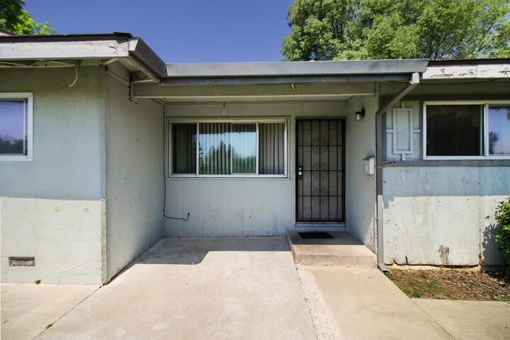 Property Photo:  7320 Berna Way  CA 95823 