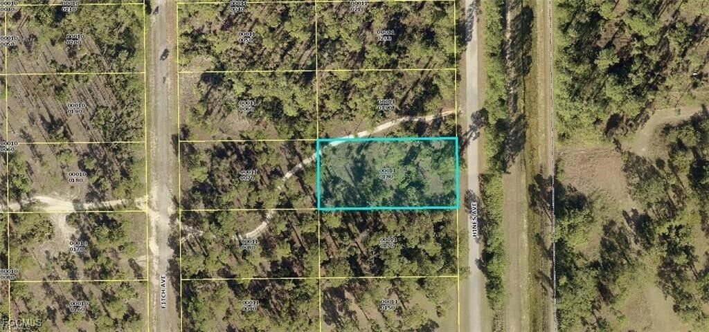Property Photo: 11 Hines Avenue FL 33936