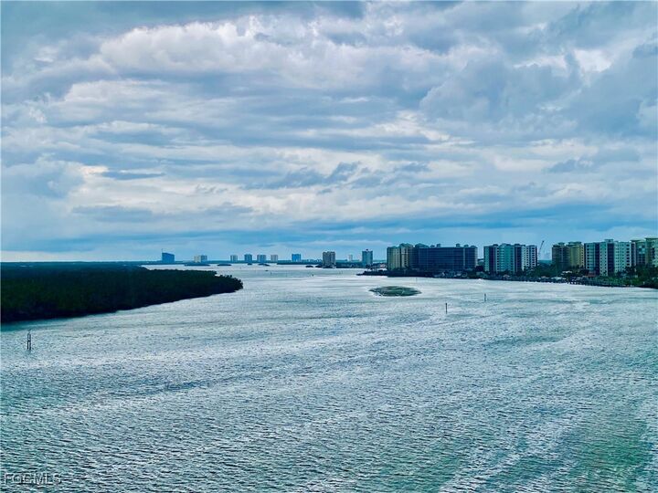 Property Photo: 400 Lenell Road 702 FL 33931
