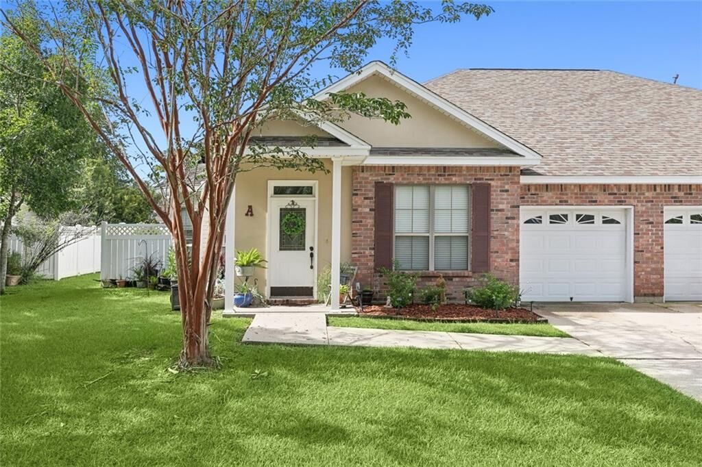 Property Photo:  200 Short Street A  LA 70461 