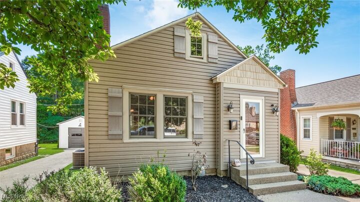 Property Photo:  1946 Euclid Avenue  OH 43701 