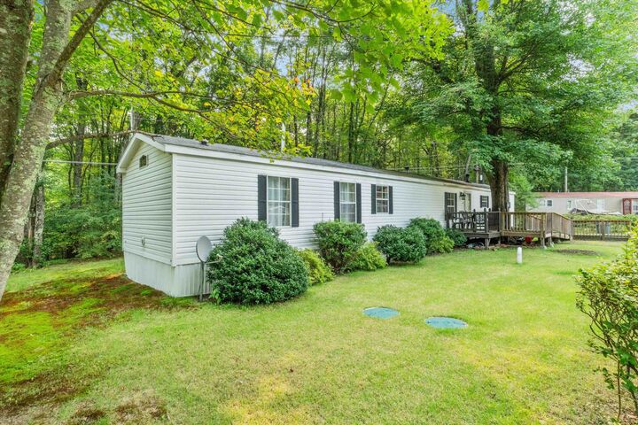 Property Photo: 464 Boston Post Road NH 03031