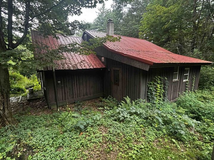 Property Photo:  83 Johnnycake Road  NH 03467 