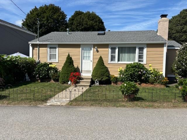 Property Photo: 31 Walnut Avenue NH 03842