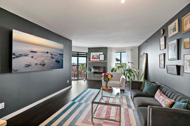 78 10th Street E 2004  Saint Paul MN 55101 photo