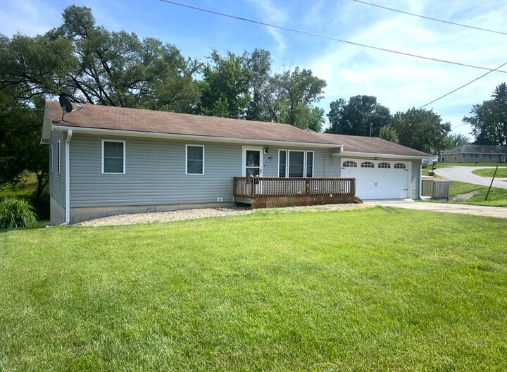 Property Photo: 40 Tenth Street MO 64601