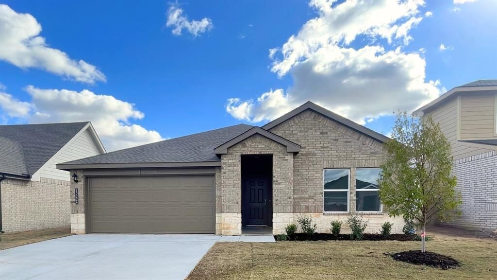 Property Photo: 10224 NW 28th Terrace OK 73099