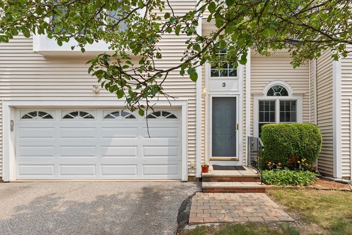 Property Photo: 3 Knowlton Cir 3 MA 01568