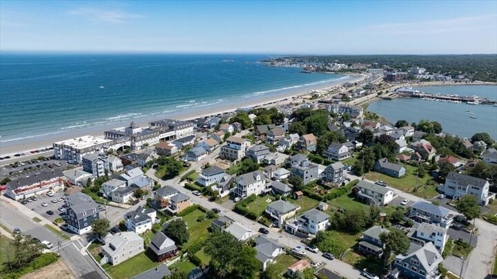 Property Photo:  10 Sagamore Ter  MA 02045 