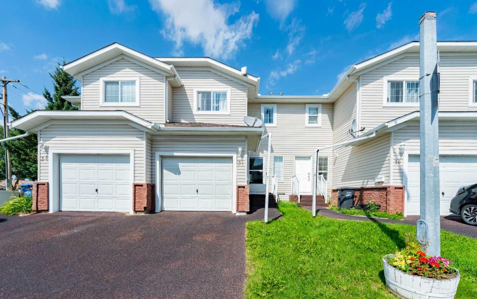 Property Photo:  309 3 Avenue 31  AB T0M 1B0 