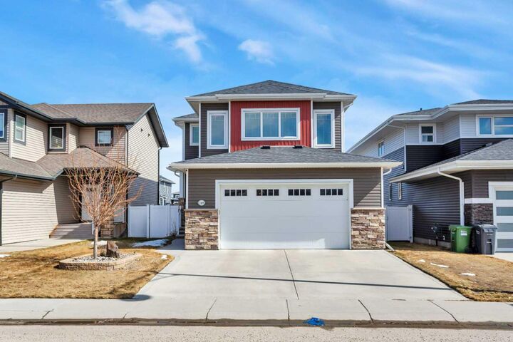 109 Lalor Drive  Red Deer AB T4R 0R6 photo