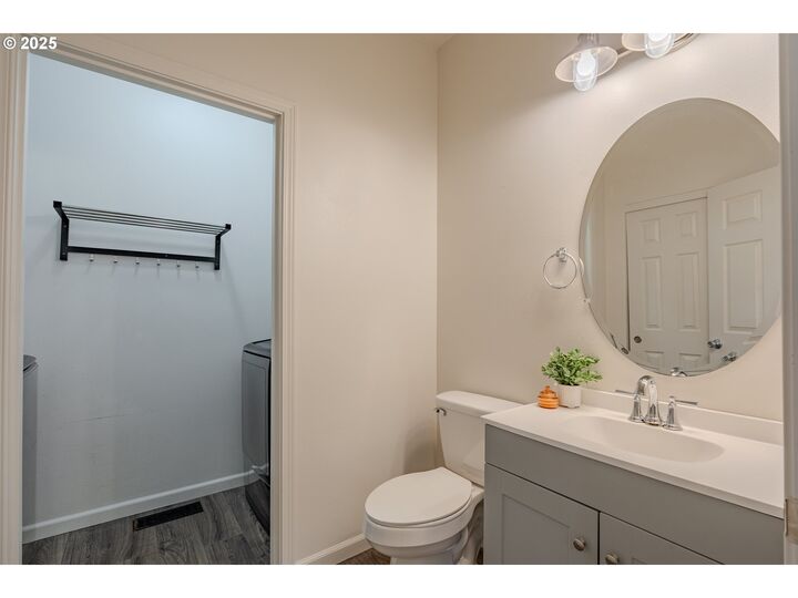 Property Photo:  2654 NE 87th Ave  WA 98662 
