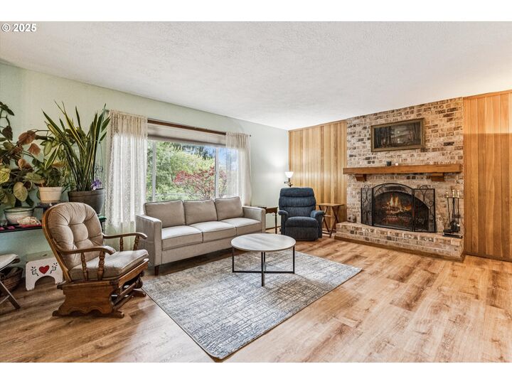 Property Photo:  6900 SW 130th Ave  OR 97008 