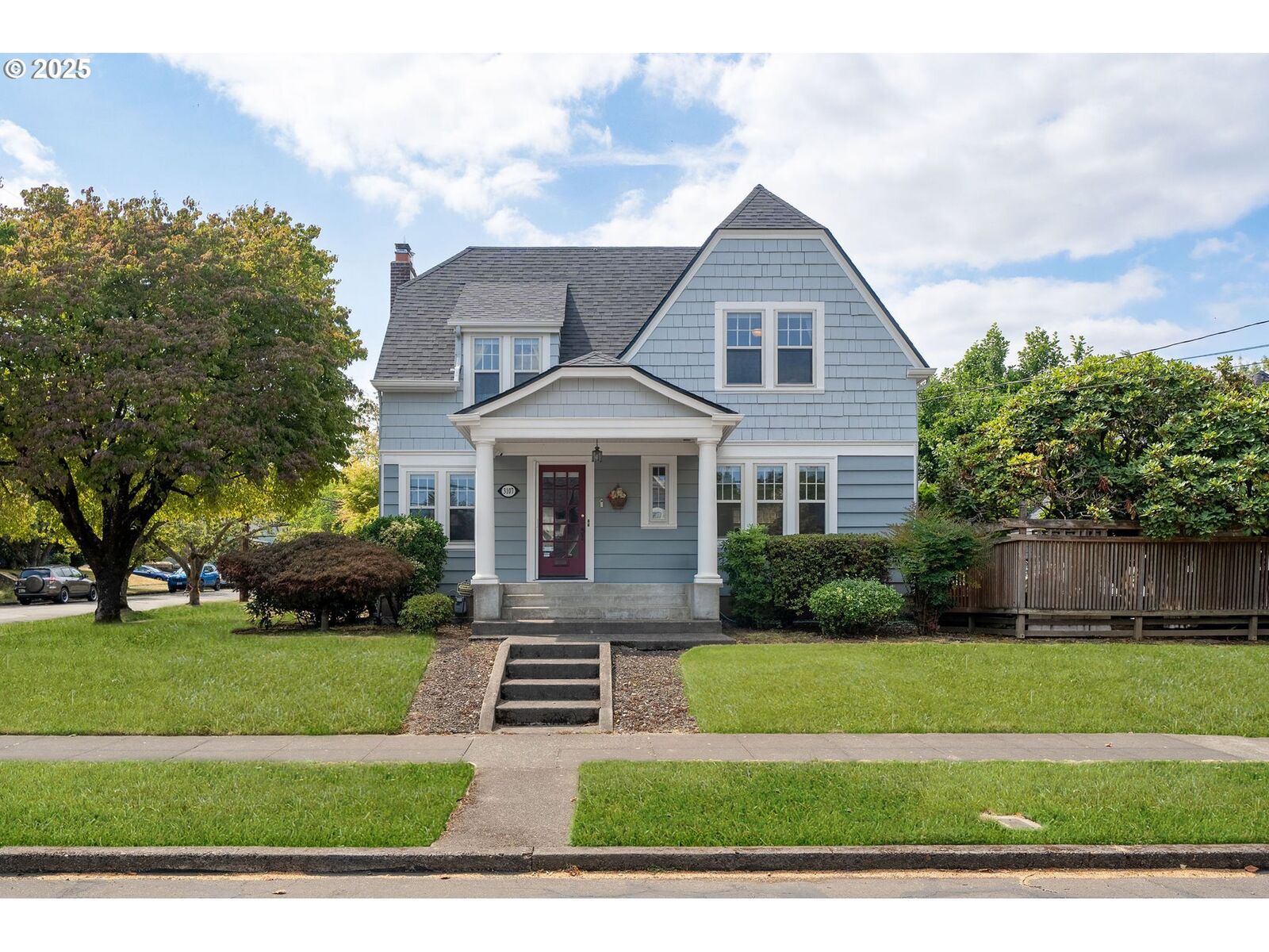Property Photo:  3107 NE 27th Ave  OR 97212 