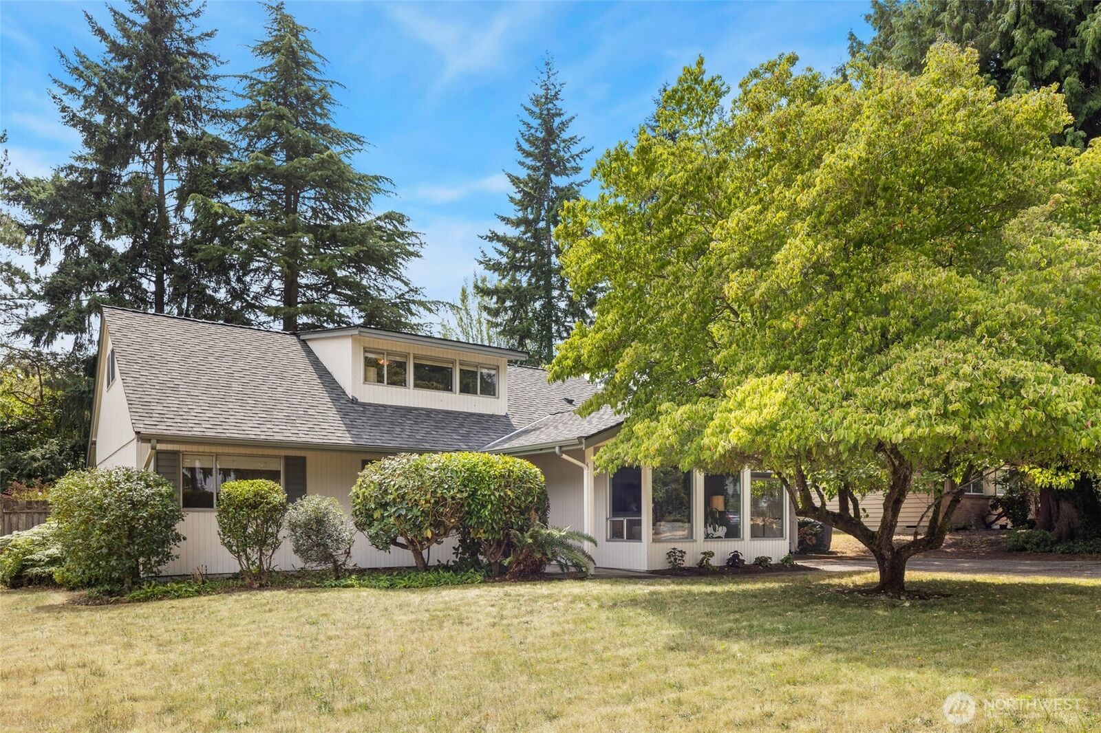 Property Photo: 15327 NE 1st Street WA 98007