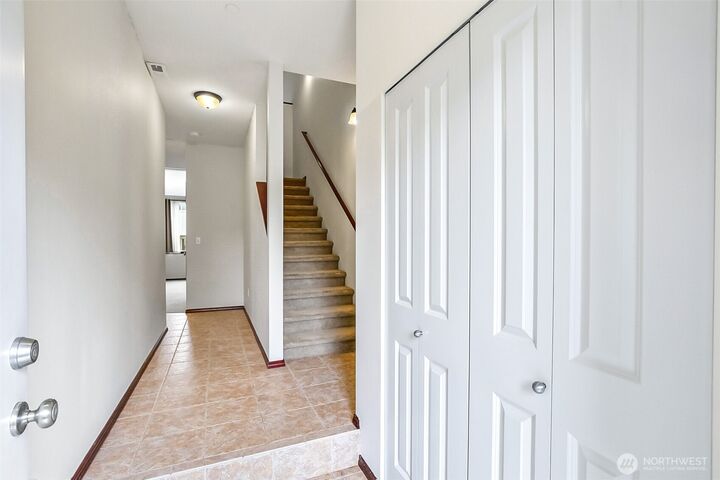 Property Photo: 9212 11th Place NE B WA 98258