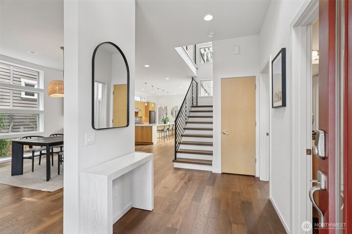 Property Photo: 5956 38th Avenue SW WA 98126