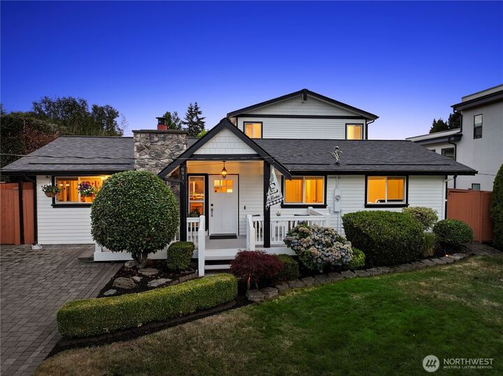 641  10th Avenue  Kirkland WA 98033 photo