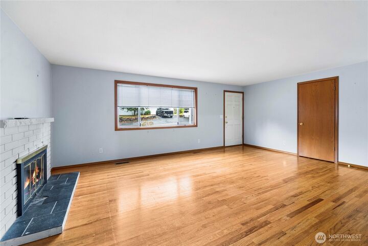 Property Photo: 19213 136th Place SE WA 98058