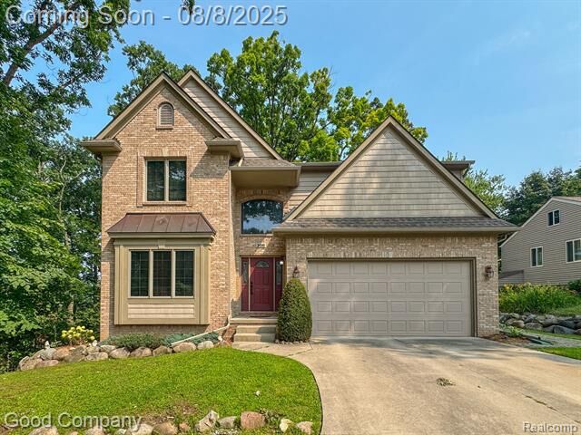 Property Photo:  208 Cloverport Avenue  MI 48307 