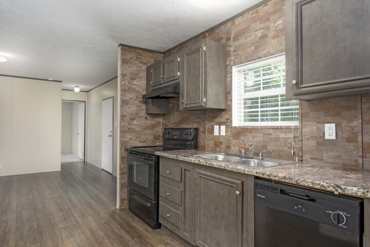 Property Photo: 250 Cameron Lane TN 37332