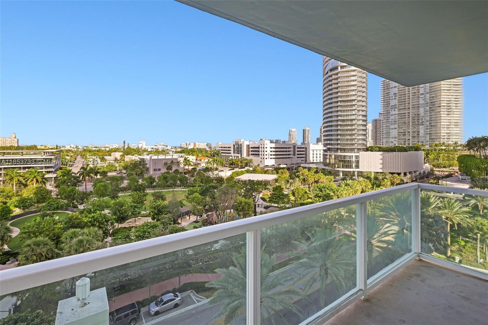 Property Photo: 650 West Ave 808 FL 33139