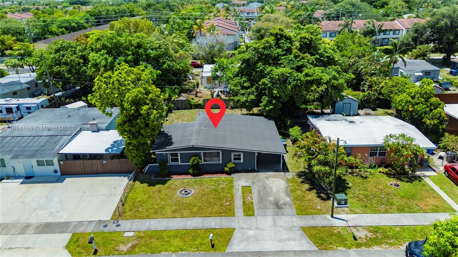 Property Photo:  3760 SW 47th Ave  FL 33023 
