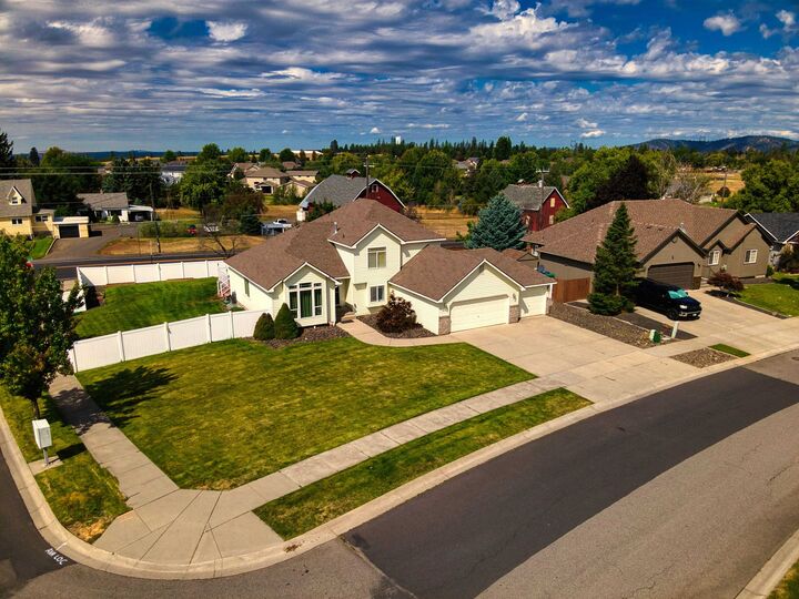 Property Photo: 2830 W Westover Rd WA 99208