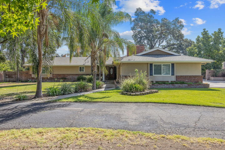 2840 S West Street  Visalia CA 93277 photo