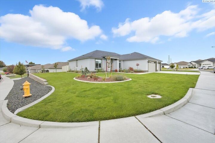 Property Photo: 7410 Cyan Dr WA 99301
