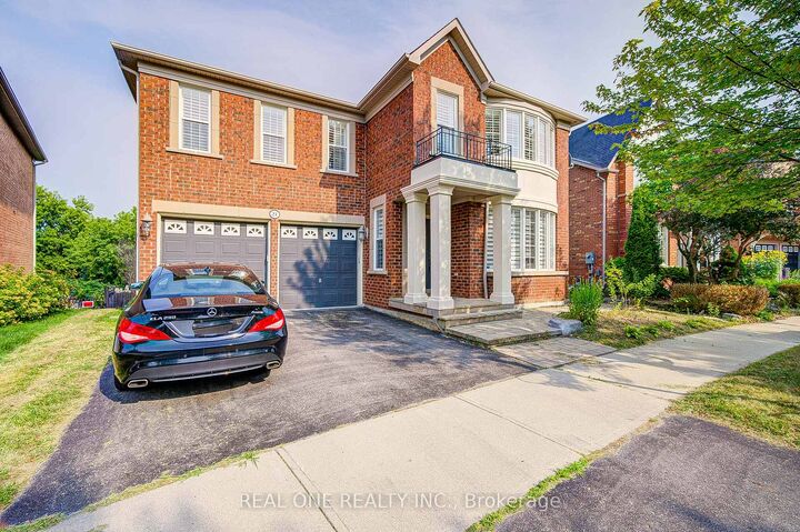 Photo de la propriété:  21 Moraine Ridge Drive  ON L4E 4S8 
