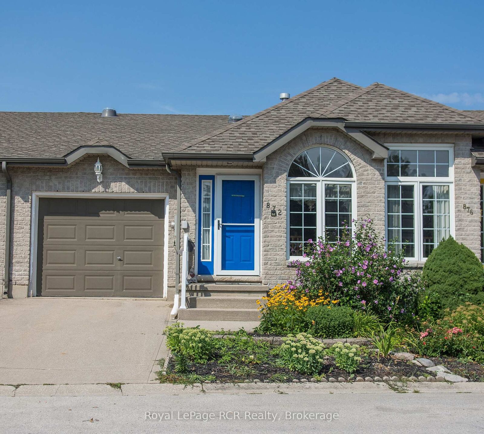Property Photo: 872 9th A East Avenue ON N4K 6Y6