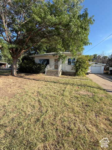 Property Photo: 671 W 1800 N UT 84015