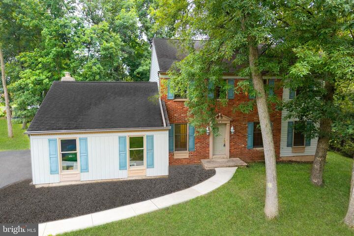 Property Photo: 882 Garfield Avenue PA 19446