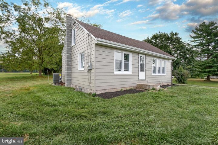 Property Photo:  455 Petersburg Road  PA 17015 