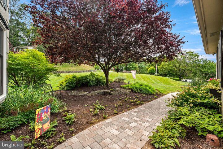 Property Photo: 54 Charter Oak Drive PA 19073