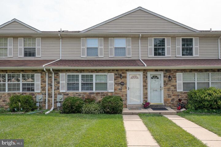510 Lancaster Court 494  Downingtown PA 19335 photo