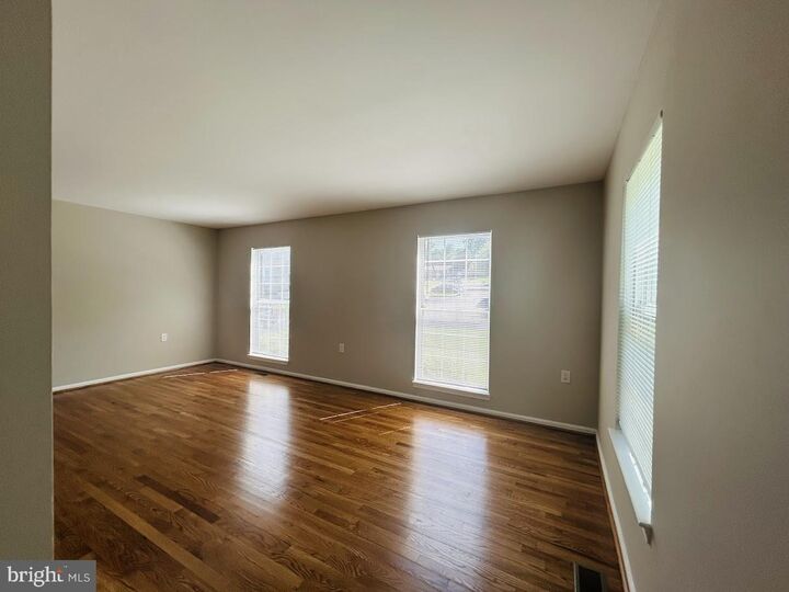 Property Photo:  3503 Aviary Way  VA 22192 