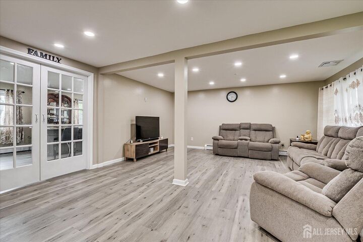 Property Photo:  19 W Edward Street  NJ 08830 